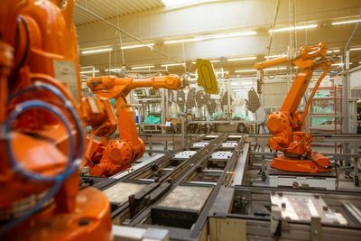 monday.com for manufacturing teams: connecting operations to Microsoft 365